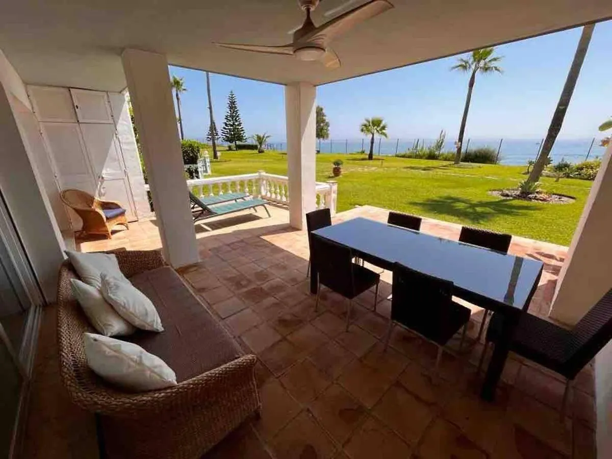 Beachfront Apartment With Direct Beach Access Casares 0*,